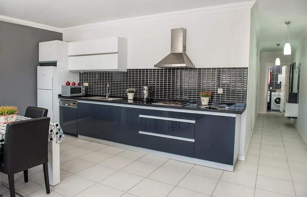 Dalyan Elit Apart Otel Çeşme